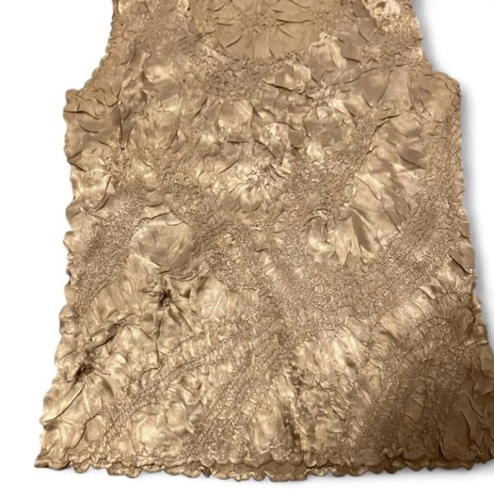Elegant Gold Sleeveless Blouse